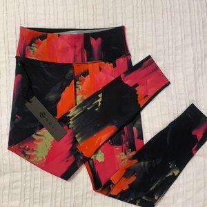 Noli Blossom Legging - Black/Fuchsia 🌺